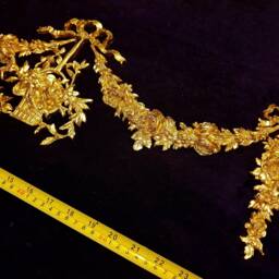 Large Ornate Applique Gilt Or White French Style Decorative Wall Furniture Moulding Pediment Plastic Decoration - thumbnail 4