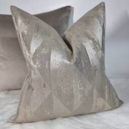 stone & Gold Luxury Cushion Cover New Home Decor For Sofa Bed Pillow Hotel Look Designer Fryetts Mystique Case