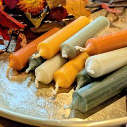 10 Mixed Short Dinner Candles - Warm Autumn Colours Golden Hygge - thumbnail 1