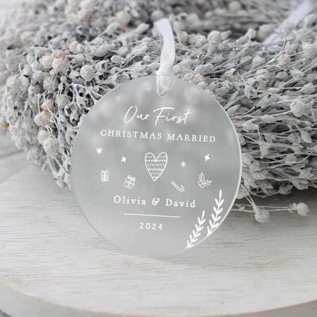 Personalised First Christmas Married Decoration Gift, 1st Bauble, Marriage Ornament Keepsake, Couple Keepsake - image 1