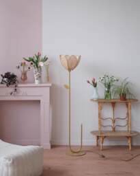 Floor Lamp & Simple Flower Lampshade - Cannage