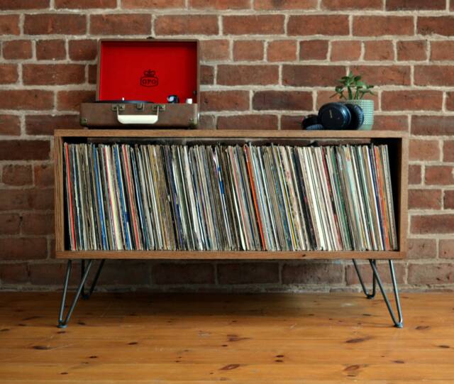 Solid Oak Record Player Stand & Vinyl Storage With Brass Inlay - image 1