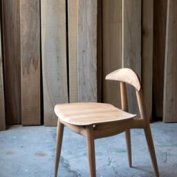 Modern Solid Wood Pinna Dining Chair - thumbnail 3