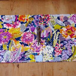 Handmade A4 Ring Binder Floribunda Floral Design - Christmas Special - thumbnail 3