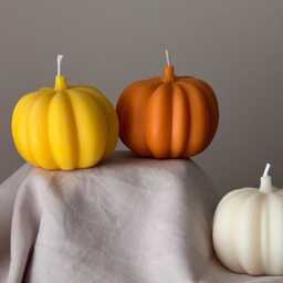 Handmade Pumpkin Soy Wax Candle Autumn Halloween Decor - thumbnail 3