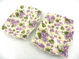 A Pair Of Soap Dishes in Ditsy Violet Design