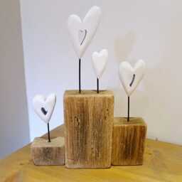 Wooden Ornament With White Heart Detail - The Home & Hearts Shop Rustic Shabby Gift Wedding Christmas Decorative Decor - thumbnail 2
