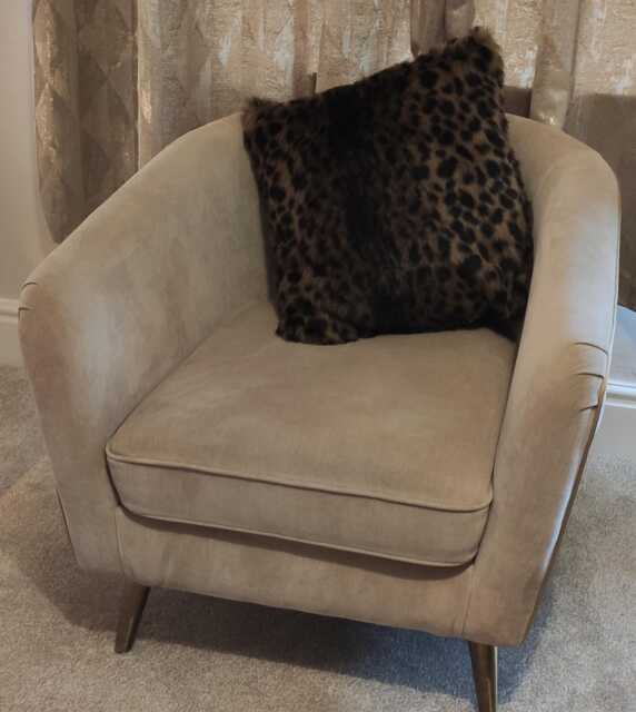 Luxury Dark Cheetah Deluxe Faux Fur Cushion Cover - Handmade Sofa Pillow Case - image 1