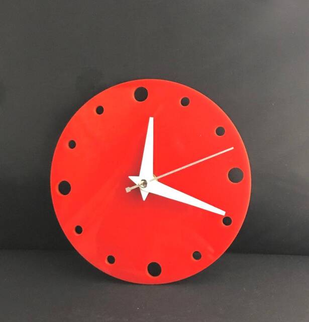 Small Round Wall Clock in Red 14cm - image 1