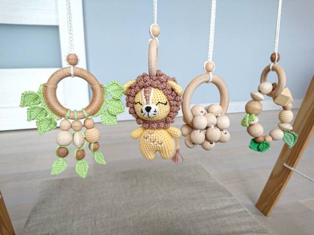 Safari Animal Baby Play Gym Toys Crochet Lion, Wooden Rings - image 1