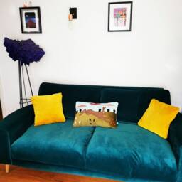 Levels Hare Cushion - thumbnail 2