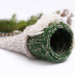 Knit Nisse Tomte Gnome Christmas Tree Topper 7 Inch. Tiered Tray Scandinavian Gonk Decor - thumbnail 4