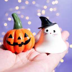 Hand-Painted Ceramic Ghost Cat Figurine Halloween Decor - thumbnail 1