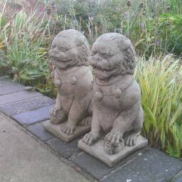 Reconstituted Stone Garden Pair Of Foo Dog Finial Ornaments - thumbnail 2