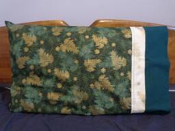 Winter Leaves At Night - Standard Pillowcase Pair