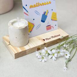 Personalized Mentor Gift - Thank You Mistress Photo Holder With Soy Candle Acknowledgments Teacher - thumbnail 2