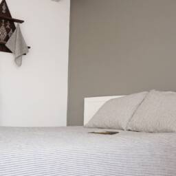 Striped Stonewashed Linen Duvet Cover - Soft Bedding With Coconut Buttons - thumbnail 3