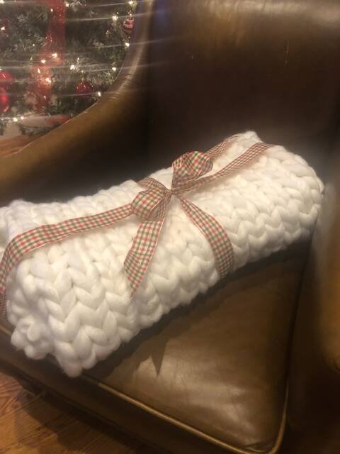 Chunky Knit Blanket, Arm Super Soft, Warm & Cozy Home Decor, Puffy, Fluffy - image 1