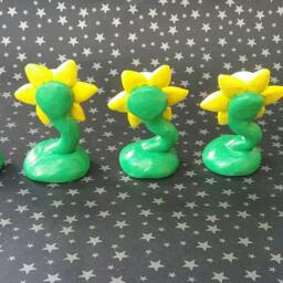 Flowey The Flower Figurines - Under Story Figure - thumbnail 4