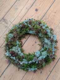 Fresh Moss Lichens & Larch Branches Wreath, Winter Wreath, Forest Wedding Front Door Outdoor Christmas Natural Wre - thumbnail 1