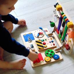 Personalized Travel Busy Board, Toddler Activity Board, Baby Sensory Wooden Toy, Montessori Baby 1st Birthday Gift - thumbnail 3
