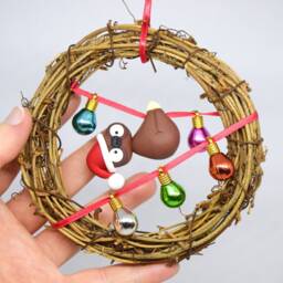 Handmade Sloth Christmas Ornament, Rattan Wreath Tree Decoration - thumbnail 2