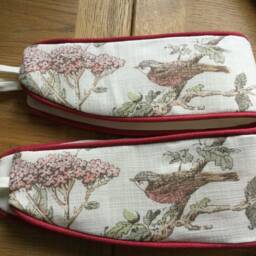 Elderwood Natural Bird Laura Ashley Fabric Handmade Curtain Tie Backs Piped Red - thumbnail 4