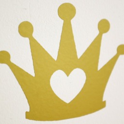 Princess Crown Vinyl Wall Art Decals/stickers - Various Colours & Sizes Perfect For Themed Rooms - thumbnail 4