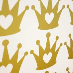 Princess Crown Vinyl Wall Art Decals/stickers - Various Colours & Sizes Perfect For Themed Rooms - thumbnail 3