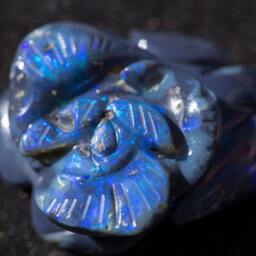Sale Australian Rose Opal Carving Semi-Blackopal Double Sided Rainbow Magic - 44 Cts Was 4500.00 - thumbnail 2