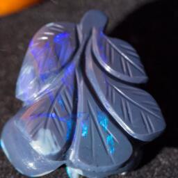 Sale Australian Rose Opal Carving Semi-Blackopal Double Sided Rainbow Magic - 44 Cts Was 4500.00 - thumbnail 3
