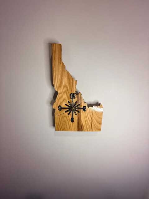 Idaho Handmade State Quarter Clock With Inlaid Quarters. Choice Of Wood. Customizable - image 1