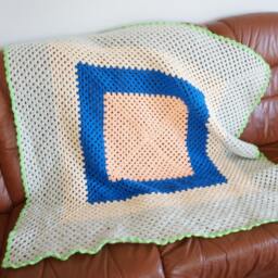 Crochet Lap Cover, Square Chair Throw, Mini Plaid Pet Blanket in White Green Blue Pink, Handmade Ooak Knitting Chunky - thumbnail 4