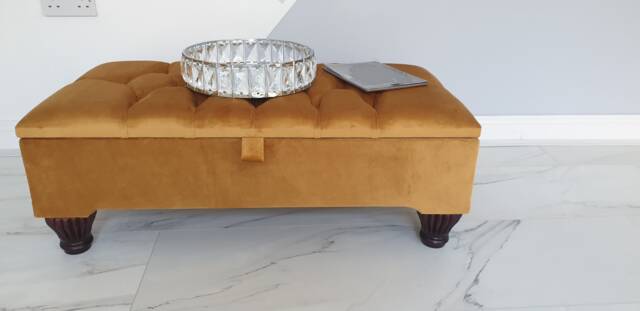 Luxury Storage Footstool Chesterfield Coffee Table - image 1