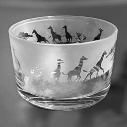 Giraffe Bowl - Clear Glass Bowl With Giraffe Frieze Design Perfect For Tealight Or Floating Candles Dish Trinket, Snack Pudding