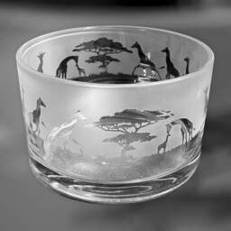 Giraffe Bowl - Clear Glass Bowl With Giraffe Frieze Design Perfect For Tealight Or Floating Candles Dish Trinket, Snack Pudding - thumbnail 2