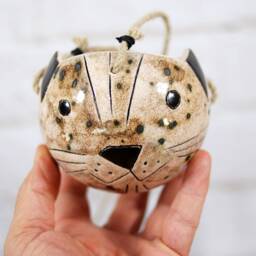 Handmade Cat Hanging Planter Speckled Ceramic Succulent Pot - thumbnail 3