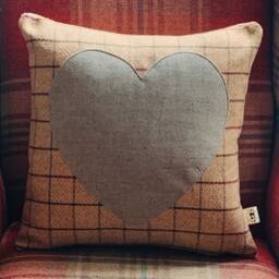 Wool Effect Heart Cushion Gift Birthday Christmas Dog Paw Print - thumbnail 3
