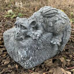 Stone Garden Dragon On A Rock Hand Cast Cute Statue Mythical Gothic Ornament - thumbnail 2