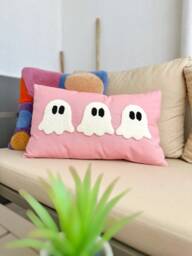 Punch Needle Halloween Pillow Cover, Tufted Pink Spooky Decoration, Boo Pillow, White Ghost Cushion Case, Ghostie Case - thumbnail 1