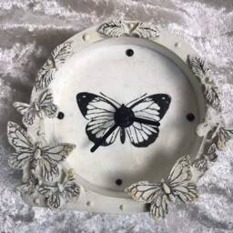Decoupage Desk Clock Butterfly Reliefs, Stucco Decor - thumbnail 3