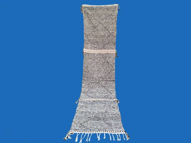 "Hassania 2'8""x11'1" - image 1
