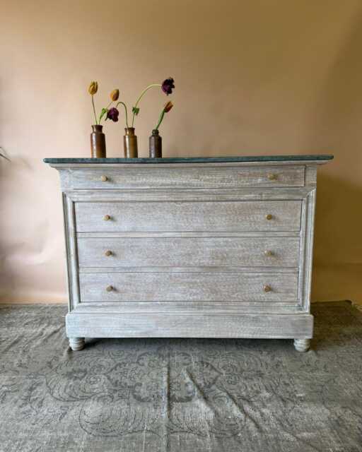 Whitewashed Mango Wood Chest Of Drawers With Dark Green Marble Top - image 1