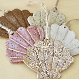 Ceramic Seashell Ornament - Handmade Pendant Gift Idea Hanging Clay Shell Housewarming Beach Decoration Christmas Tree Decor - thumbnail 2