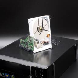 Upcycled White & Silver Hard Drive Desk Clock Geek Tech Gift, Industrial Design - thumbnail 2