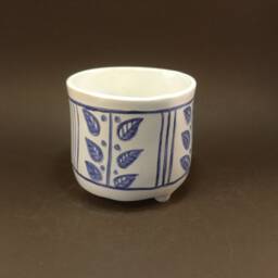 Handmade Delft Blue Pottery Planter Striped Leaf Design, Small Feet - thumbnail 3