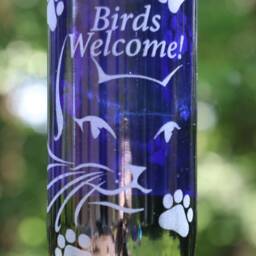 New Etched Cat Lover's Recycled Wine Bottle Hummingbird Or Bird Feeder - thumbnail 2