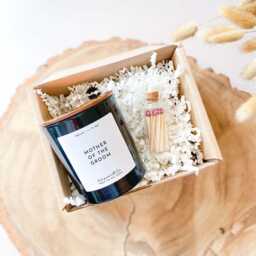 Mother Of The Groom Scented Candle, Vegan Soy Wax Wedding Gift - thumbnail 2