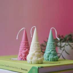 Jolly Santa Soy Wax Candle Festive Christmas Decor - thumbnail 2
