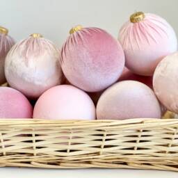 Handmade Pale Pink Velvet Christmas Ornaments - Set Of 12 - thumbnail 3